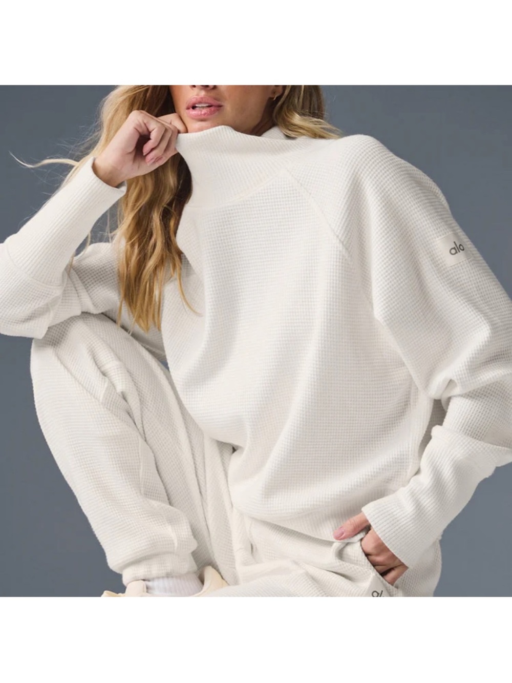 Alo Yoga Waffle Weekend Escape Mock Neck Long Sleeve